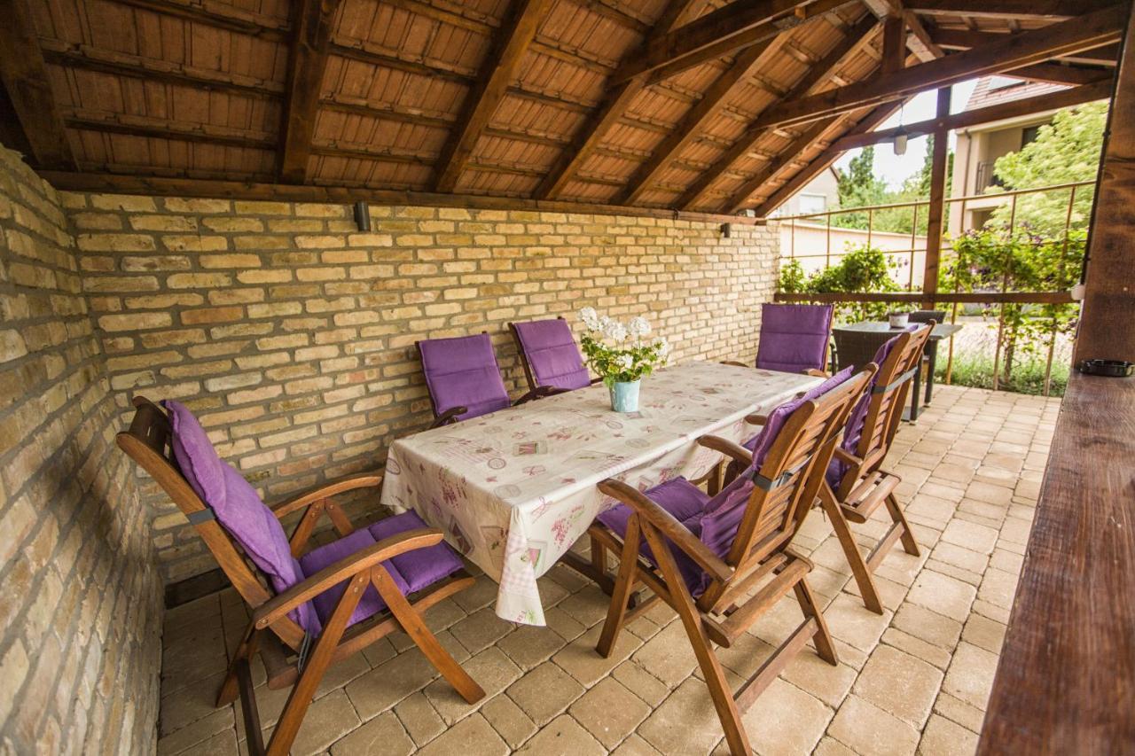 Levendula Apartmanház Sárvár Exterior foto