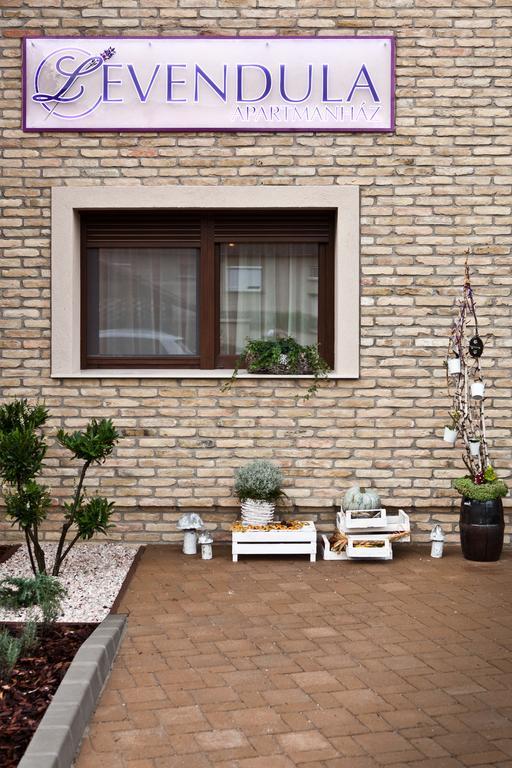 Levendula Apartmanház Sárvár Exterior foto