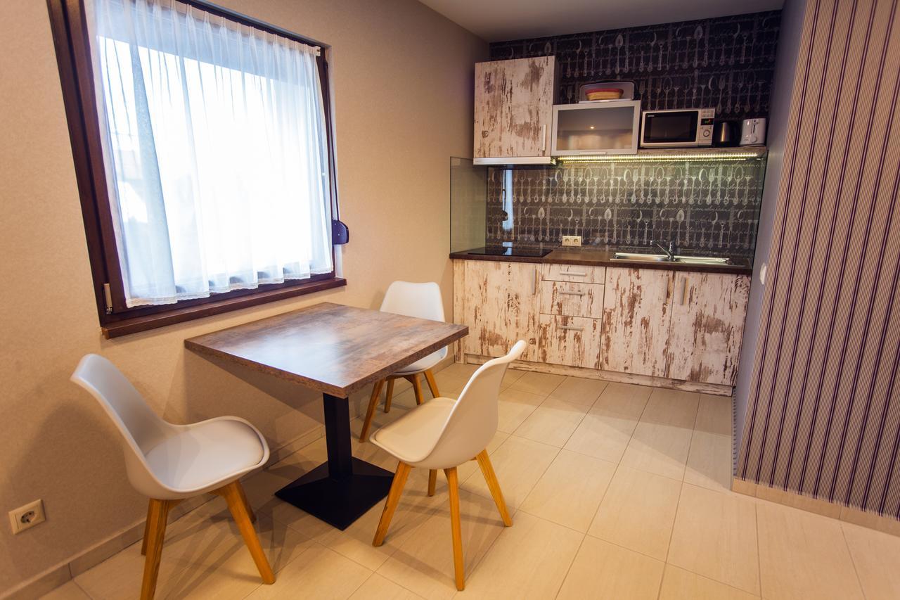 Levendula Apartmanház Sárvár Exterior foto